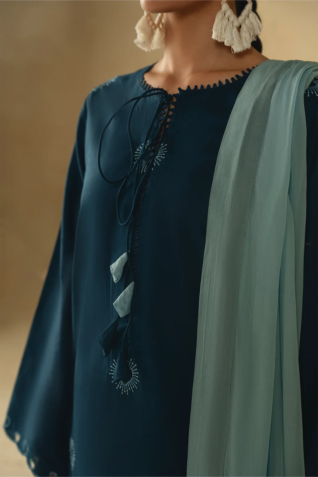 Mannat navy blue embroidered 3 piece suit for women with contrast dupatta