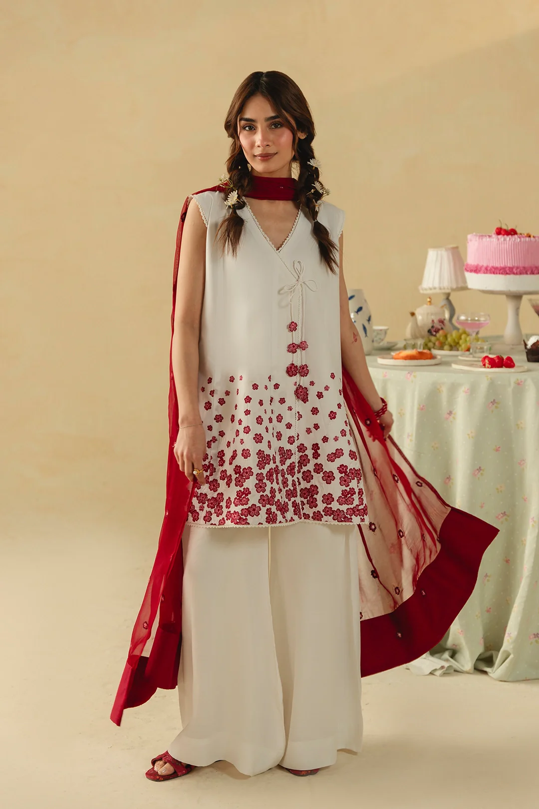 Mannat white and red embroidered 3 piece suit for women with contrast dupatta