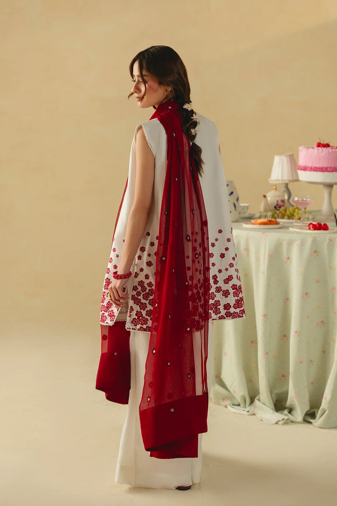 Mannat white and red embroidered 3 piece suit for women with contrast dupatta