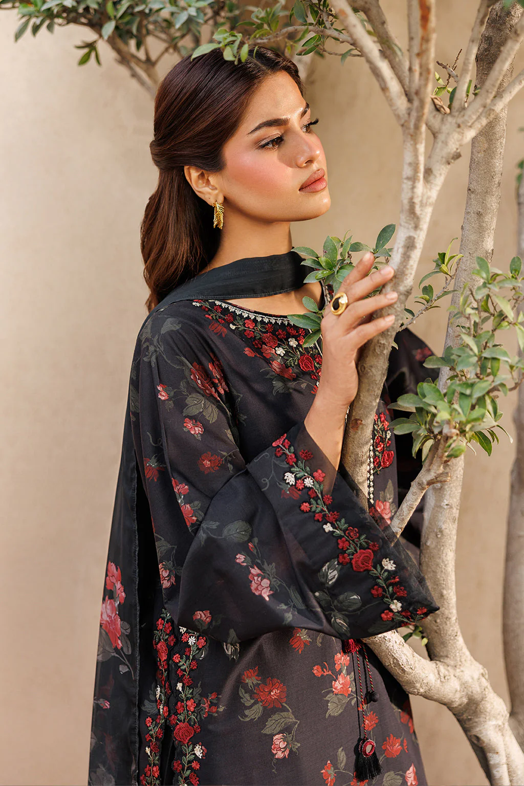 IZNIK Black Floral Printed 3 Piece Suit for women featuring elegant red floral patterns and matching dupatta